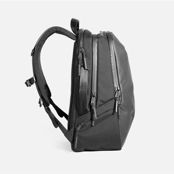 Aer San Francisco Tech Pack 2 - Picture 2 of 16